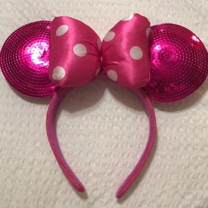 Sequence Mickey Mouse ears